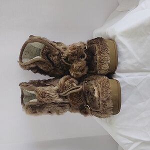 Cozy boots